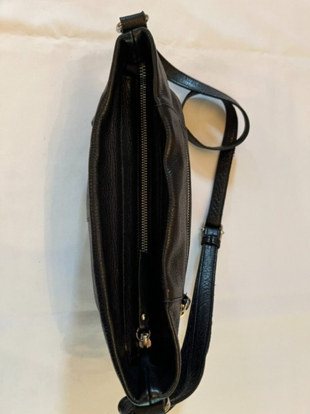 LUPO | Barcelona Black Pebbled High Quality Leather Crossbody Bag-EUC-Vintage - Picture 7 of 16